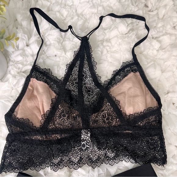 Black Nude Lace Lingerie Set | Bralette & Shorts | M/L Sexy Nightwear - Picture 8 of 11